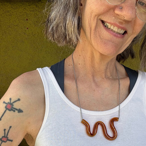 The Original Wiggle borosilicate necklace in Amber