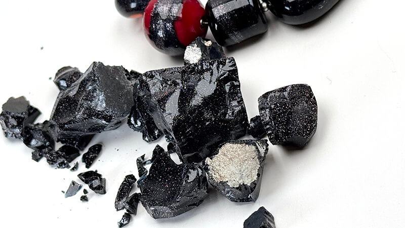 Black goldstone