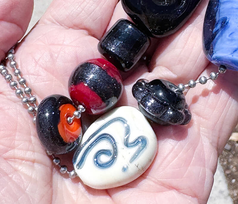 Black goldstone used in beads